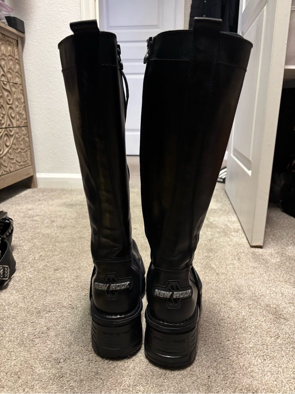 New Rock M-235-C3 Black Lace-Up Knee High Platform Boots. NWOB w/ Scratch - Picture 14 of 16
